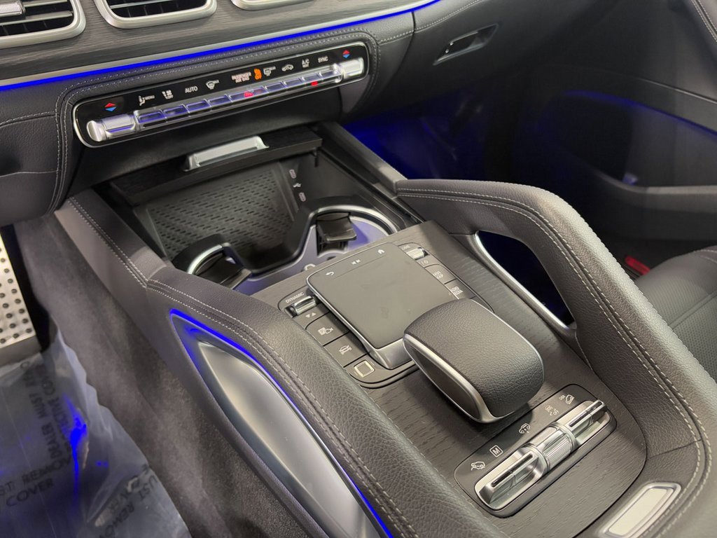 Used 2025 Mercedes-Benz GLS 580 4MATIC image 15