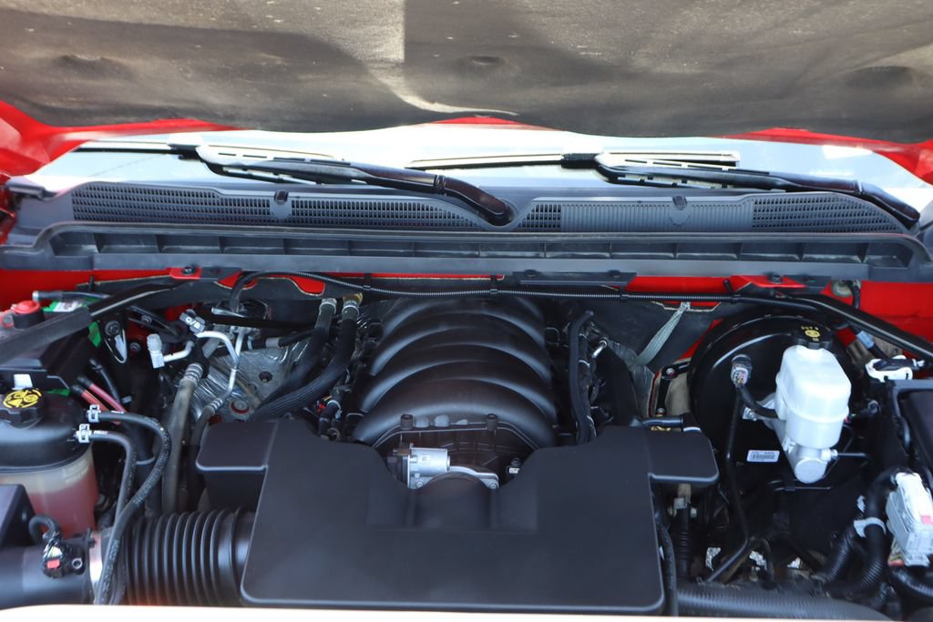Used 2018 Chevrolet Silverado 1500 LT w/ All Star Edition AWD/4WD image 13