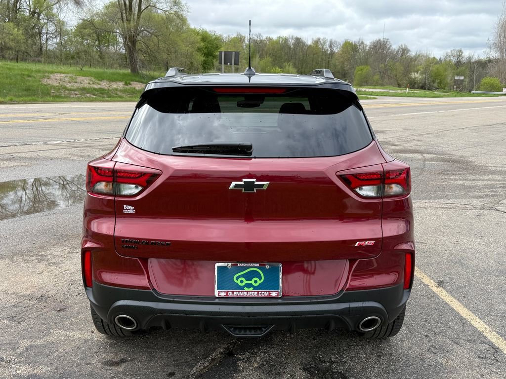 Certified 2023 Chevrolet TrailBlazer RS w/ Sun and Liftgate Package AWD/4WD image 4