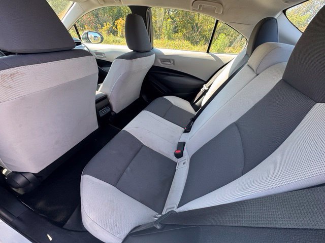 Used 2025 Toyota Corolla LE FWD image 16
