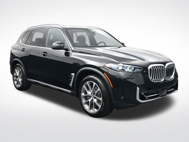New 2026 BMW X5 xDrive50e AWD/4WD image 2