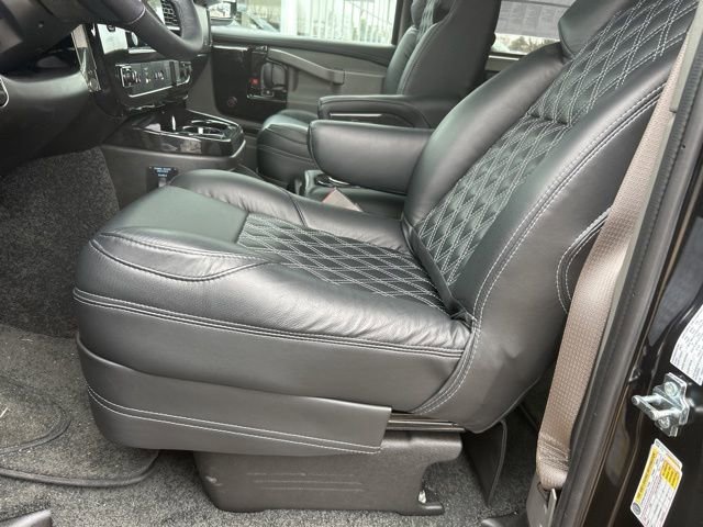 New 2026 Chevrolet Express 2500 Extended w/ Driver Convenience Package RWD image 9