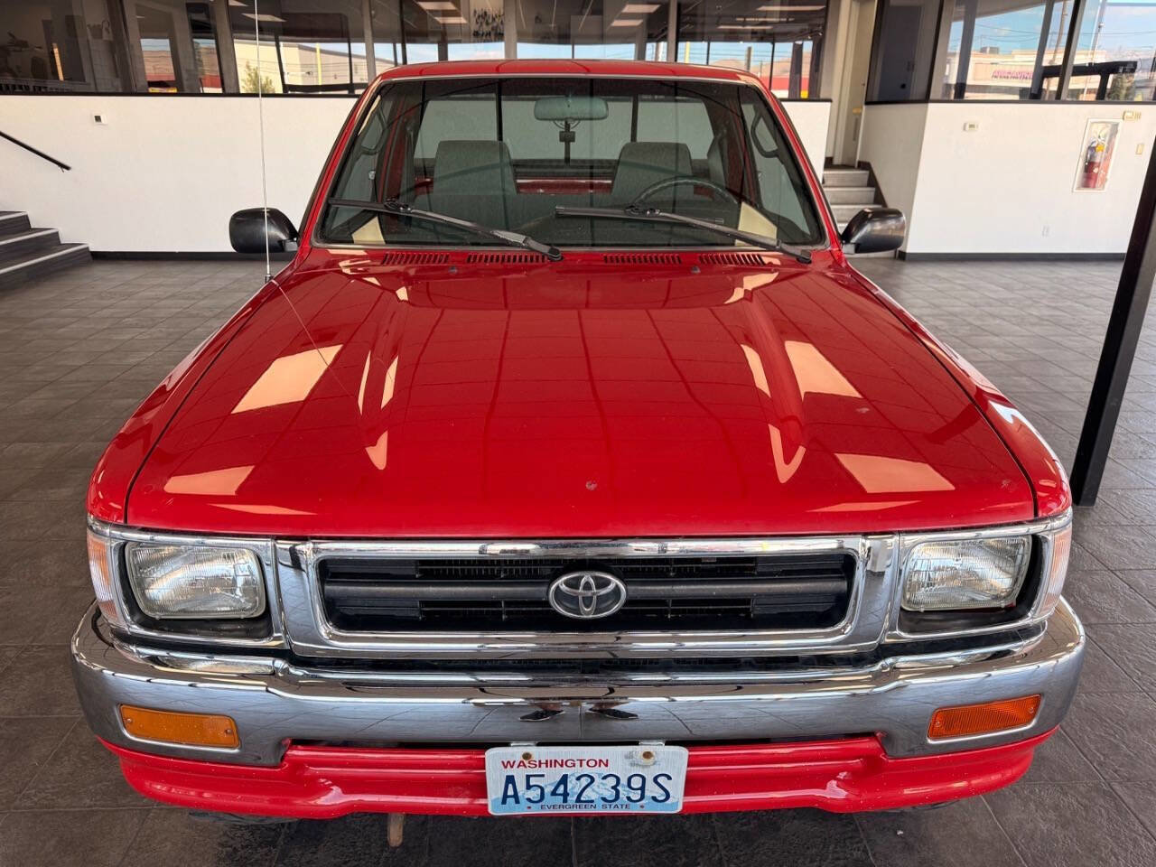 Used 1992 Toyota Pickup Deluxe AWD/4WD image 6