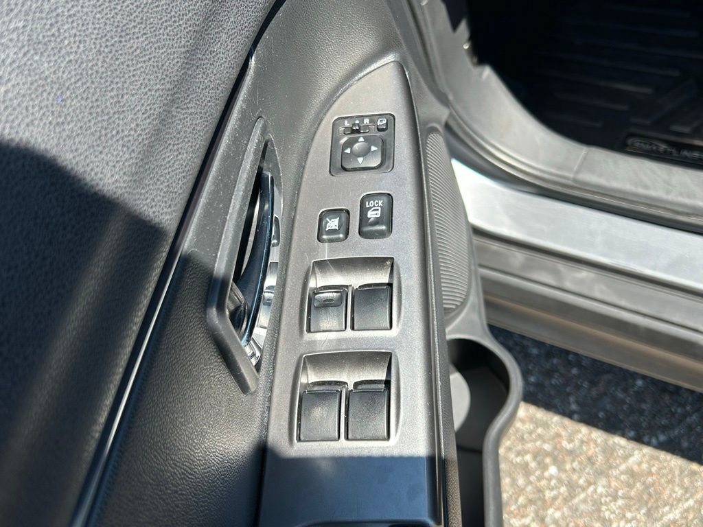 Used 2021 Mitsubishi Outlander Sport SE AWD/4WD image 18