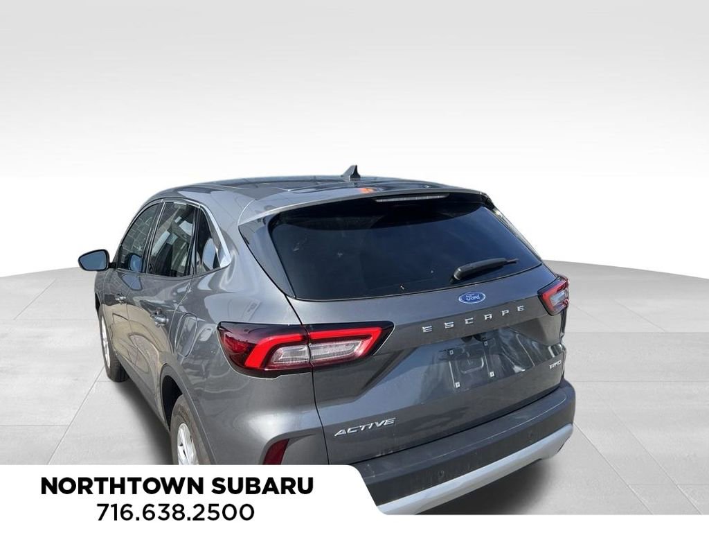 Used 2023 Ford Escape Active w/ Tech Pack #2 AWD/4WD image 6