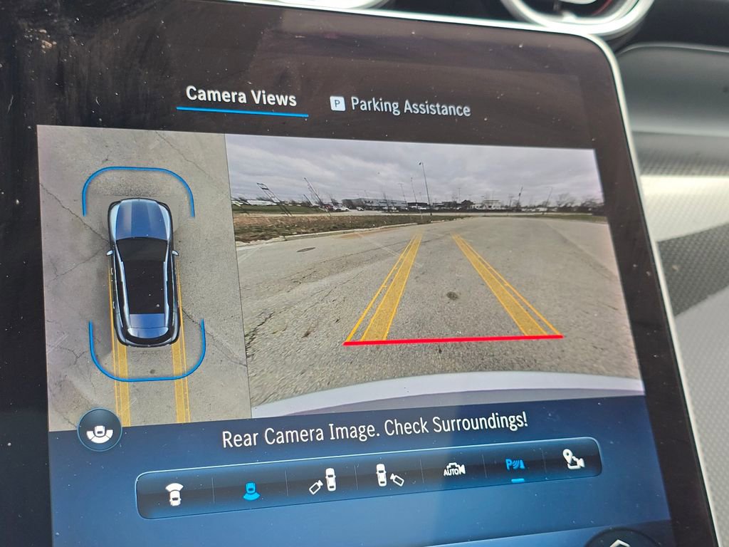 Used 2023 Mercedes-Benz GLC 300 4MATIC image 29