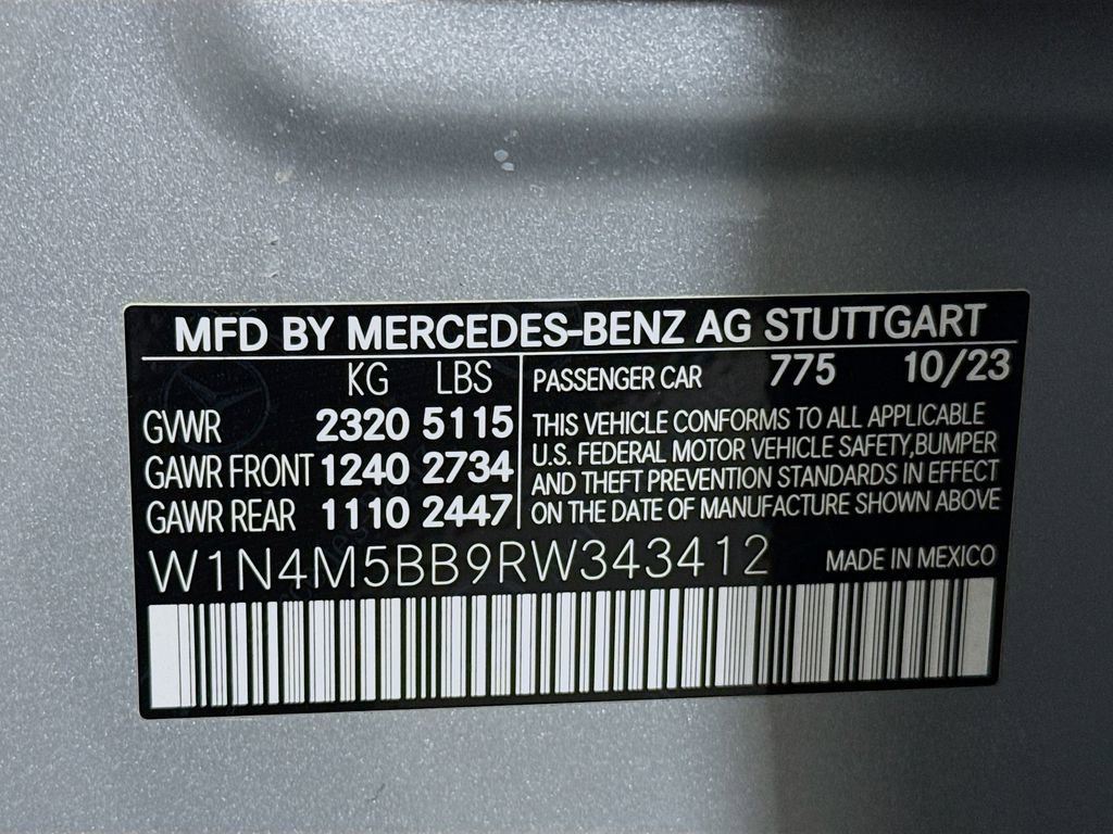 Used 2024 Mercedes-Benz GLB 35 AMG 4MATIC image 32
