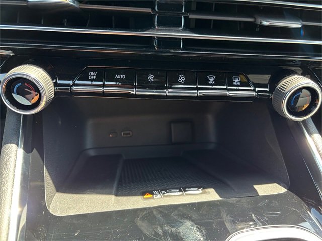 New 2025 Chevrolet Traverse LT w/ Enhanced Driving Package image 21