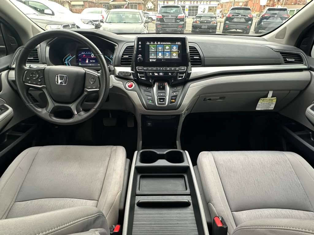 Used 2019 Honda Odyssey EX image 17
