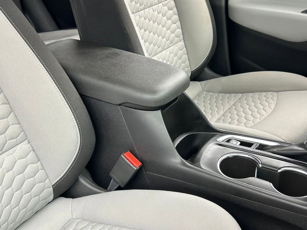 Used 2019 Chevrolet Equinox LS w/ LPO, Floor Liner Package FWD image 35