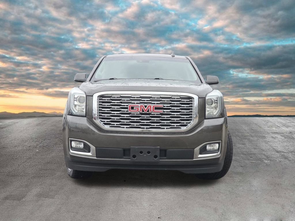 Used 2019 GMC Yukon Denali w/ Denali Ultimate Package image 3