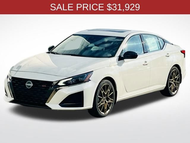 New 2025 Nissan Altima 2.5 SR w/ SR Premium Package image 2