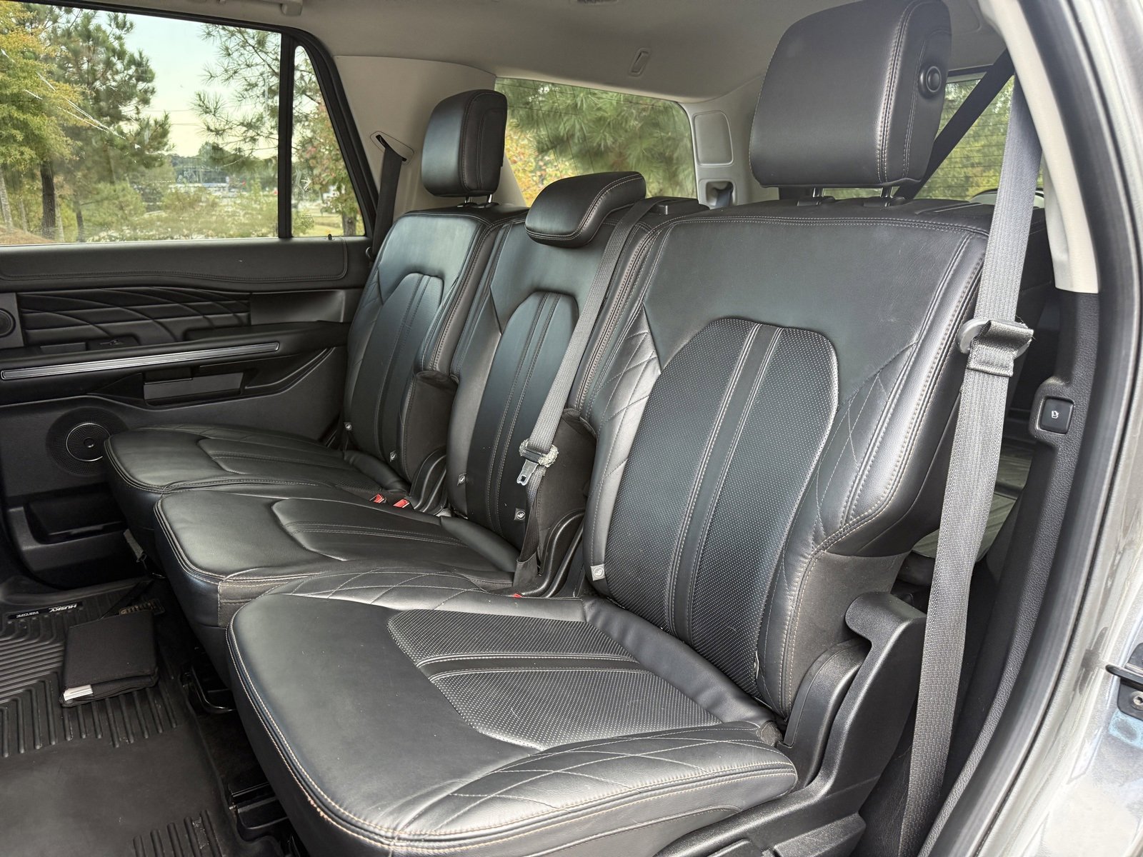 Used 2018 Ford Expedition Platinum image 36