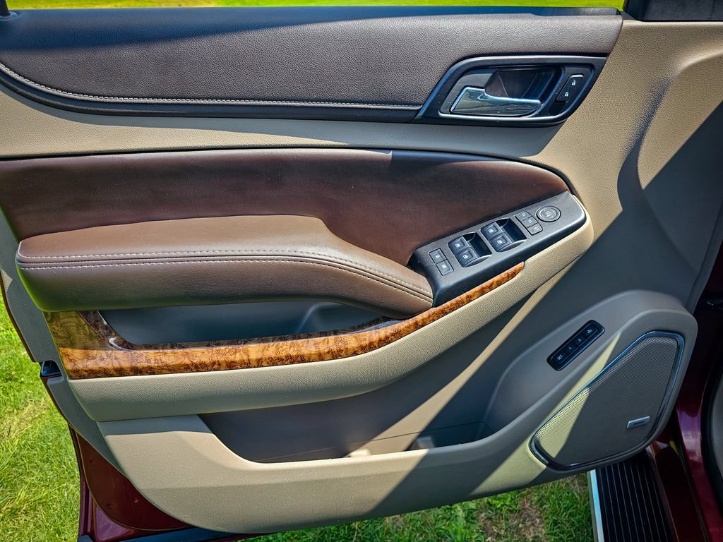 Used 2016 Chevrolet Tahoe LTZ AWD/4WD image 9