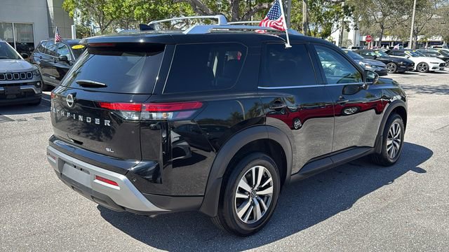 Used 2023 Nissan Pathfinder SL image 9