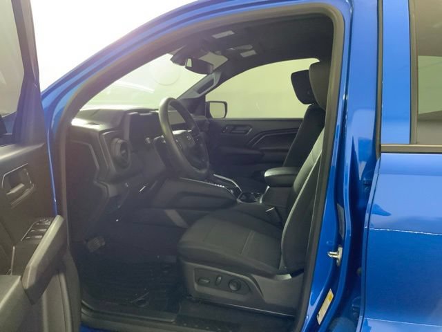 Used 2023 Chevrolet Colorado Trail Boss w/ Advanced Trailering Package AWD/4WD image 17