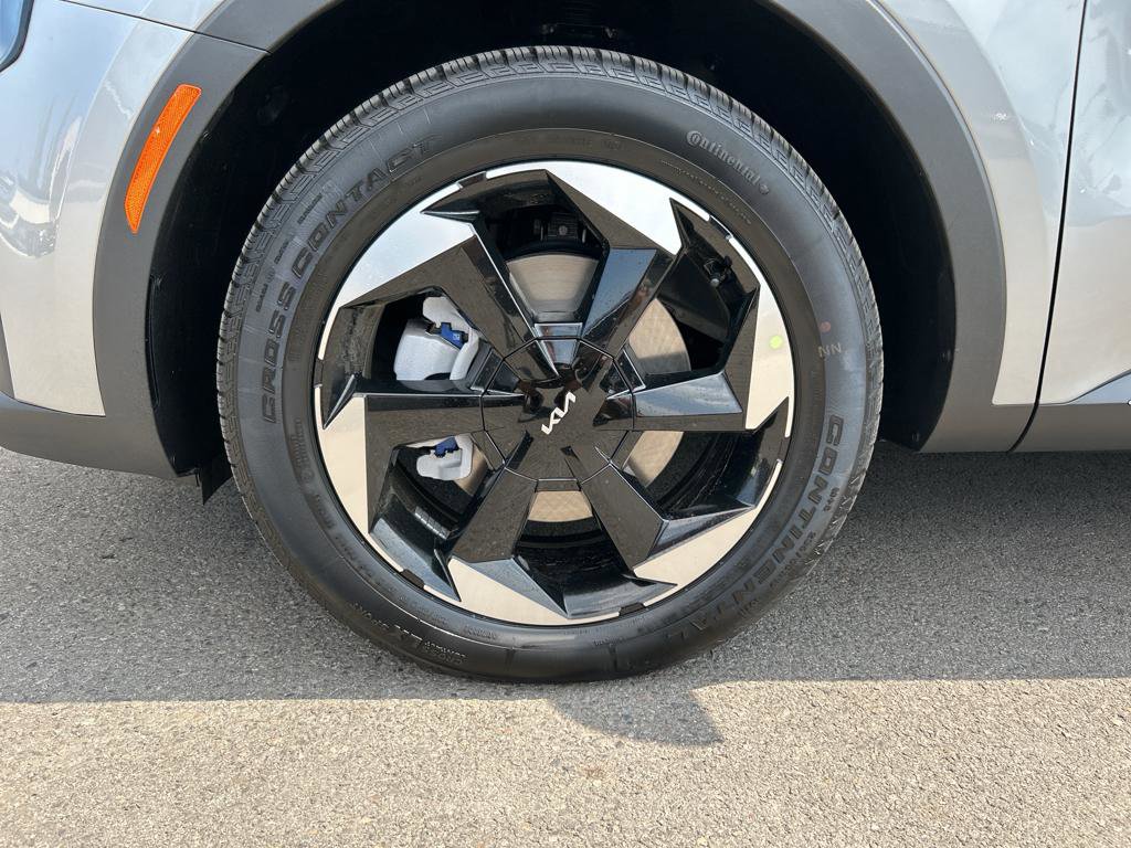 New 2025 Kia Sorento EX image 10