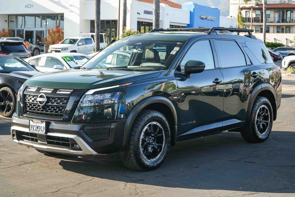 Used 2025 Nissan Pathfinder Rock Creek AWD/4WD image 3