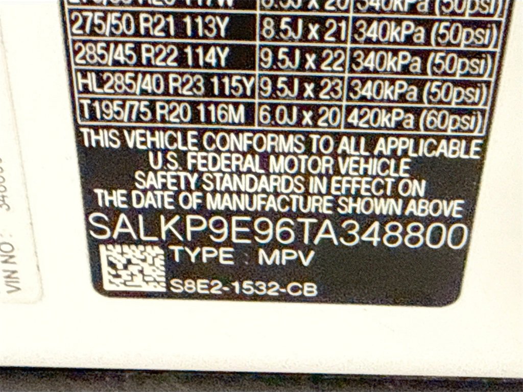 New 2026 Land Rover Range Rover SE image 32