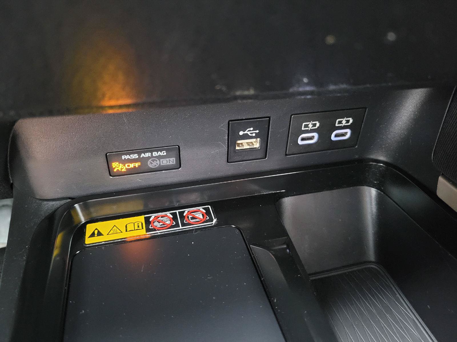 Used 2025 Toyota Camry LE FWD image 19