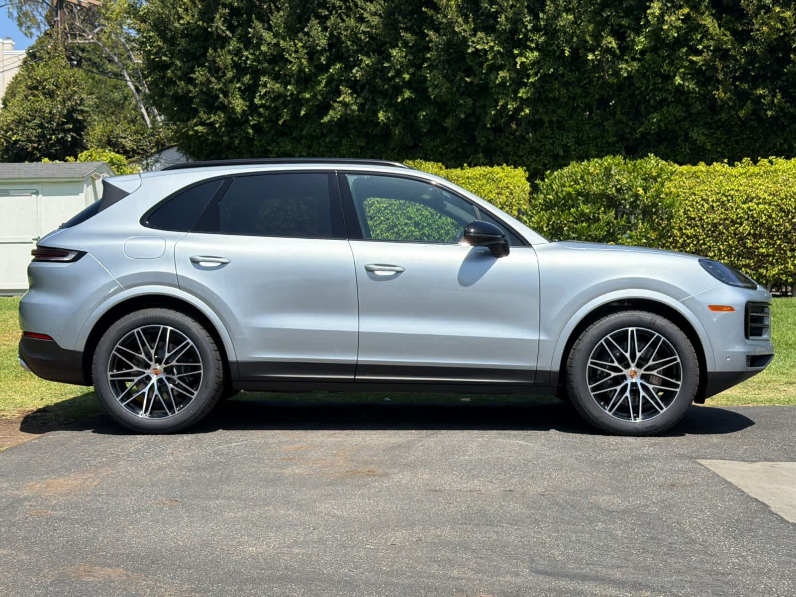 New 2026 Porsche Cayenne AWD/4WD image 9