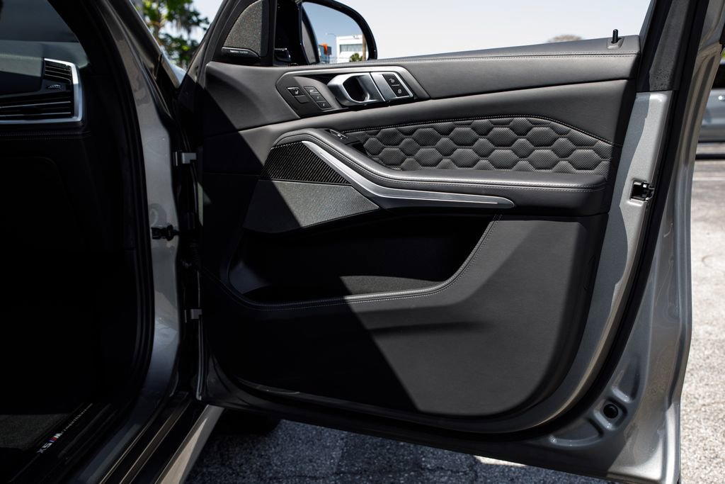 Used 2022 BMW X5 M w/ Competition Package 2 image 51