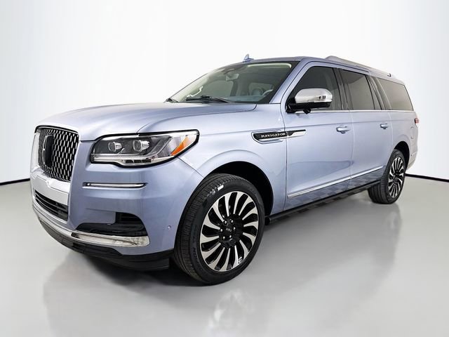 Used 2023 Lincoln Navigator L Black Label AWD/4WD video 1