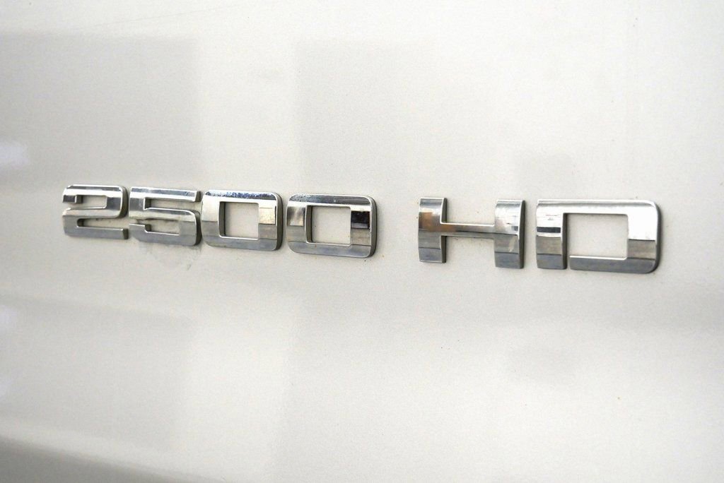 Used 2015 GMC Sierra 2500 SLE image 11