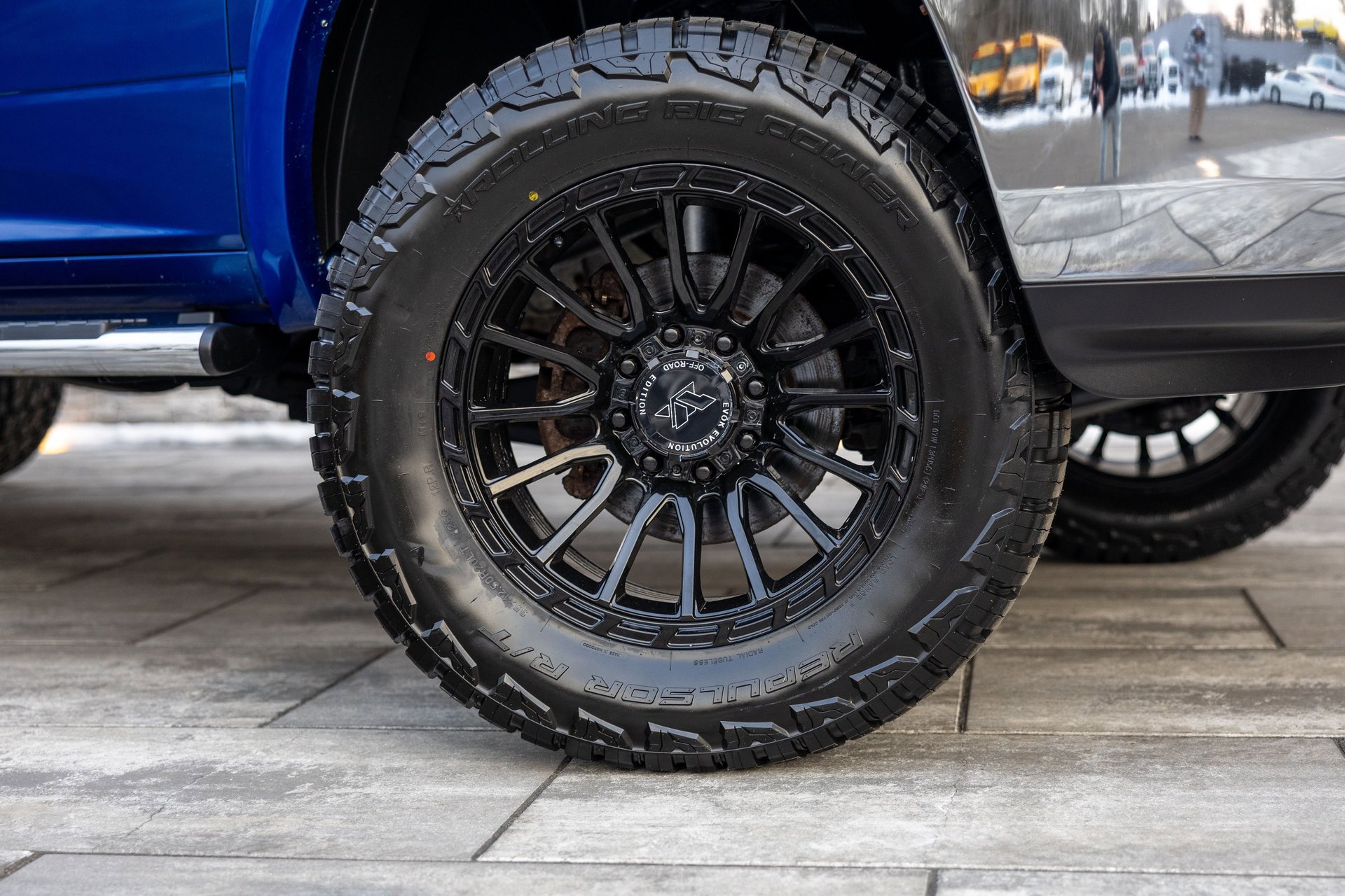 Used 2015 RAM 2500 Tradesman w/ Chrome Appearance Group image 3