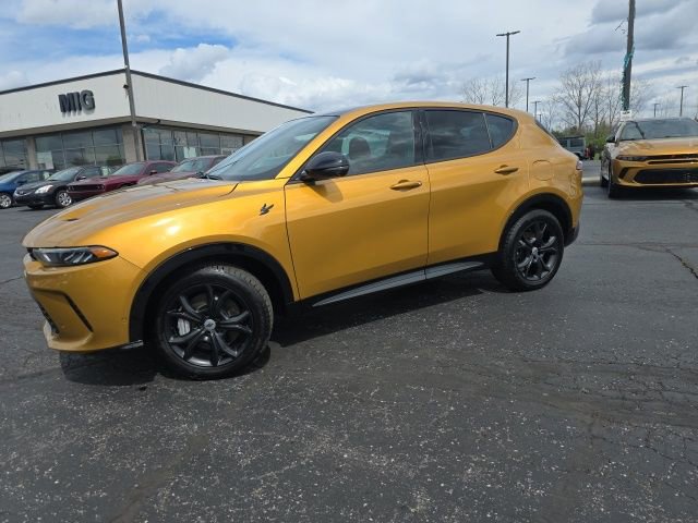 Used 2025 Dodge Hornet R/T w/ R/T Plus Package image 3