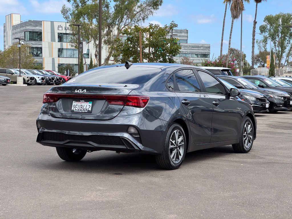 Used 2023 Kia Forte LXS w/ LXS Technology Package FWD image 32
