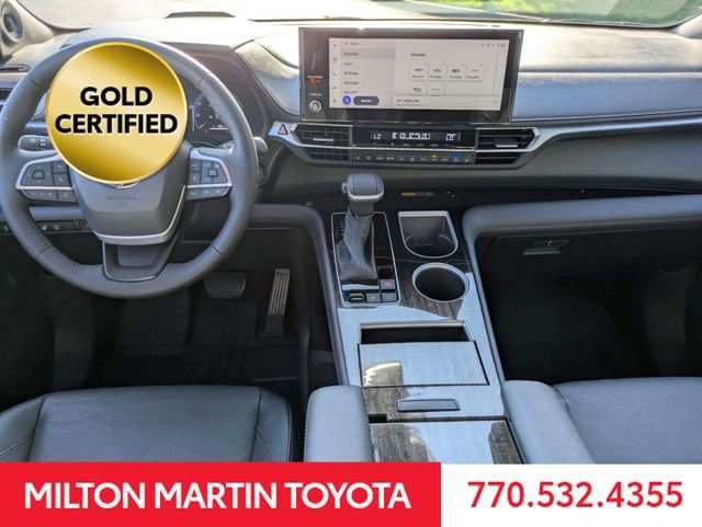 Certified 2026 Toyota Sienna Platinum AWD/4WD image 16