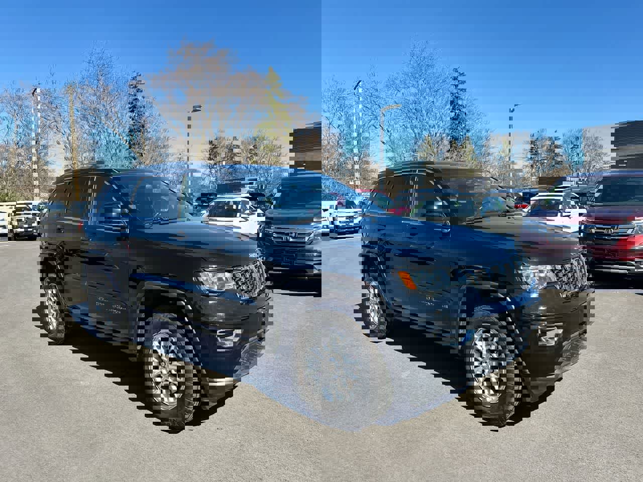 Used 2018 Jeep Grand Cherokee Laredo image 15