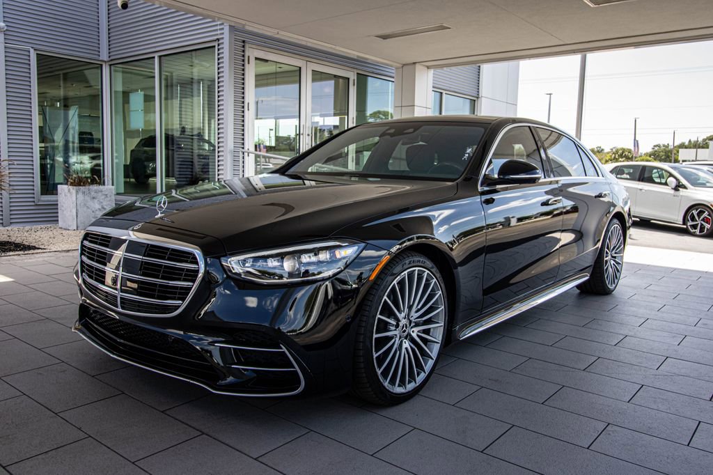 Used 2023 Mercedes-Benz S 500 4MATIC image 13