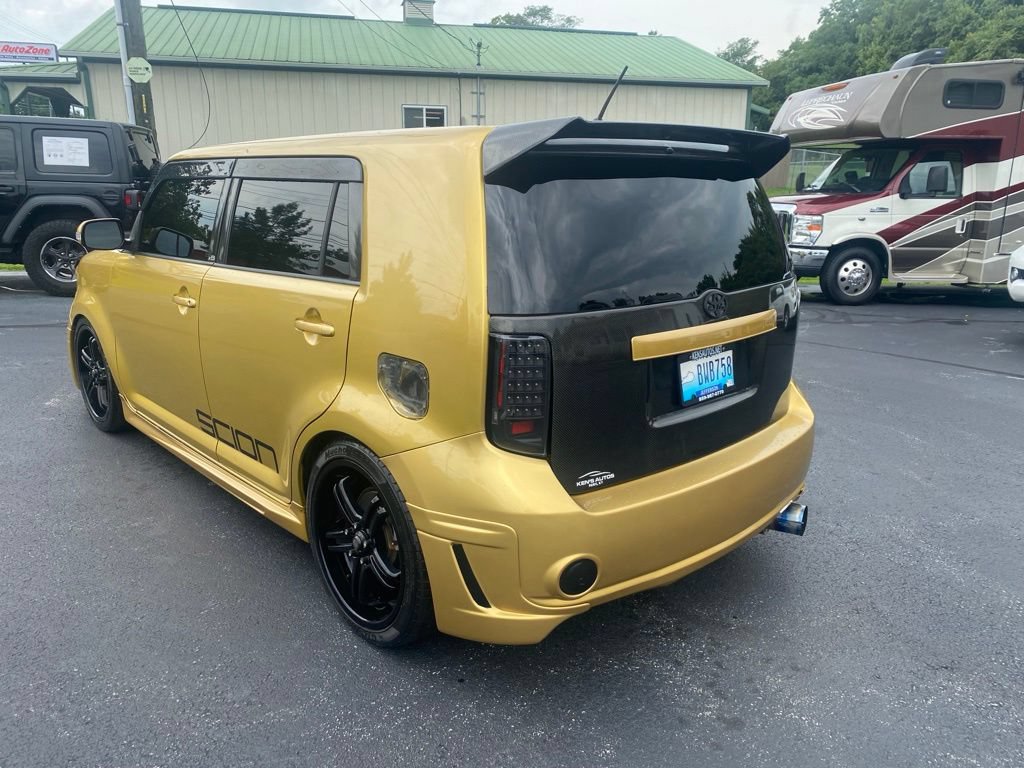Used 2008 Scion xB FWD image 7
