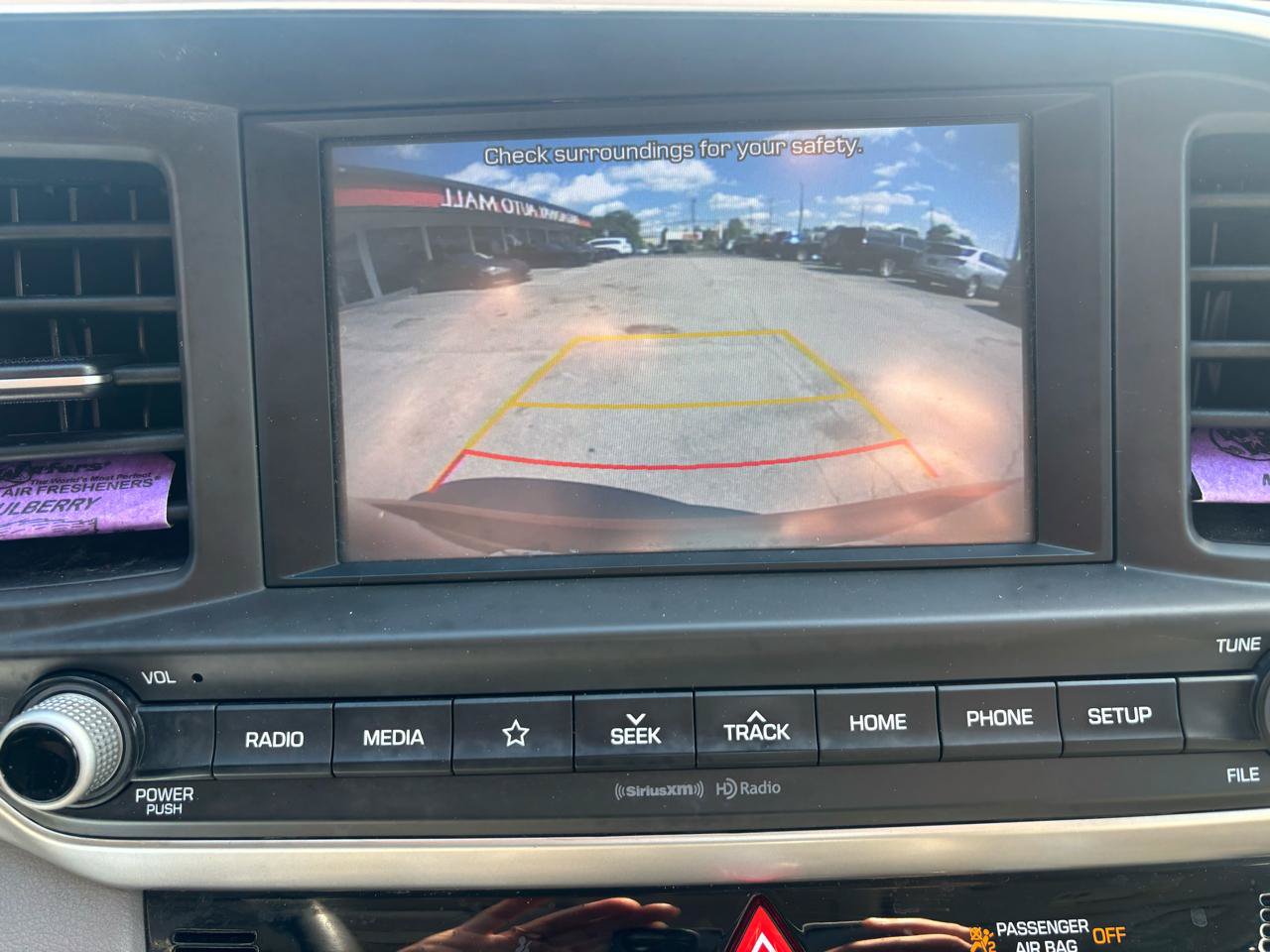 Used 2020 Hyundai Elantra SEL FWD image 21