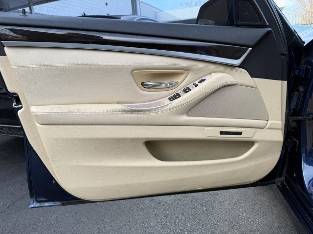 Used 2011 BMW 528i Sedan RWD image 19