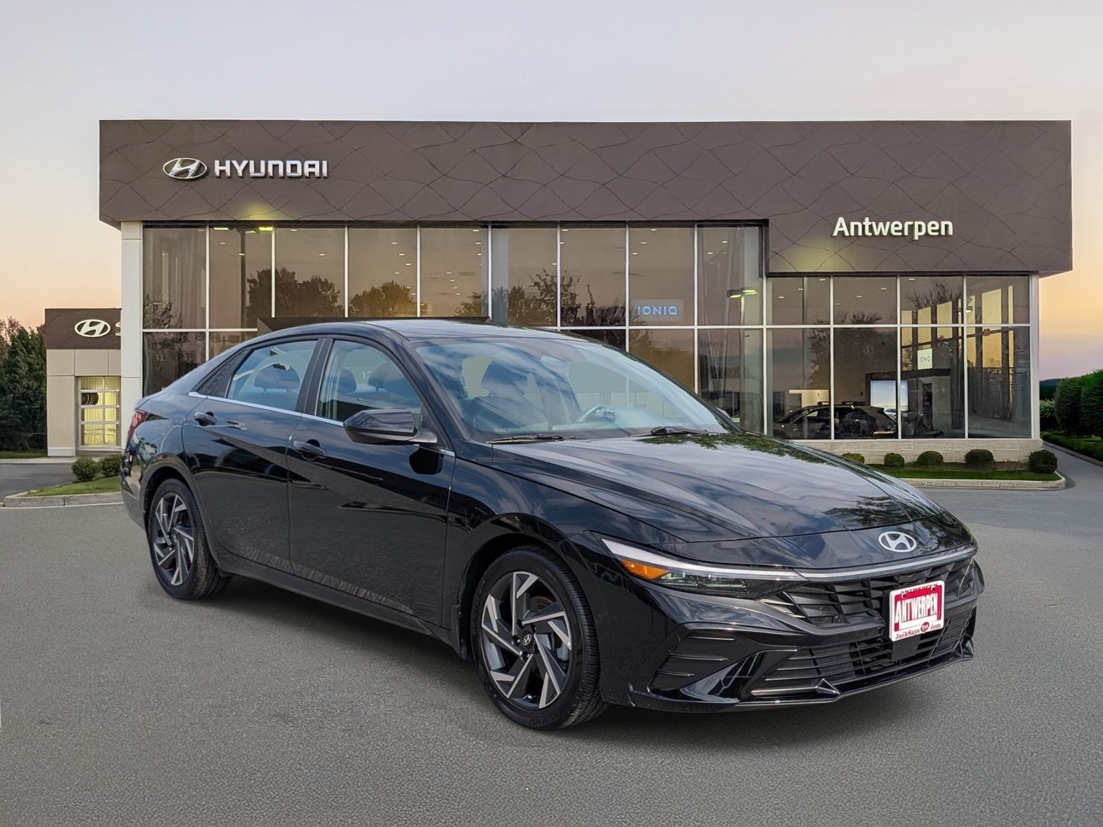Used 2024 Hyundai Elantra SEL w/ Convenience Package