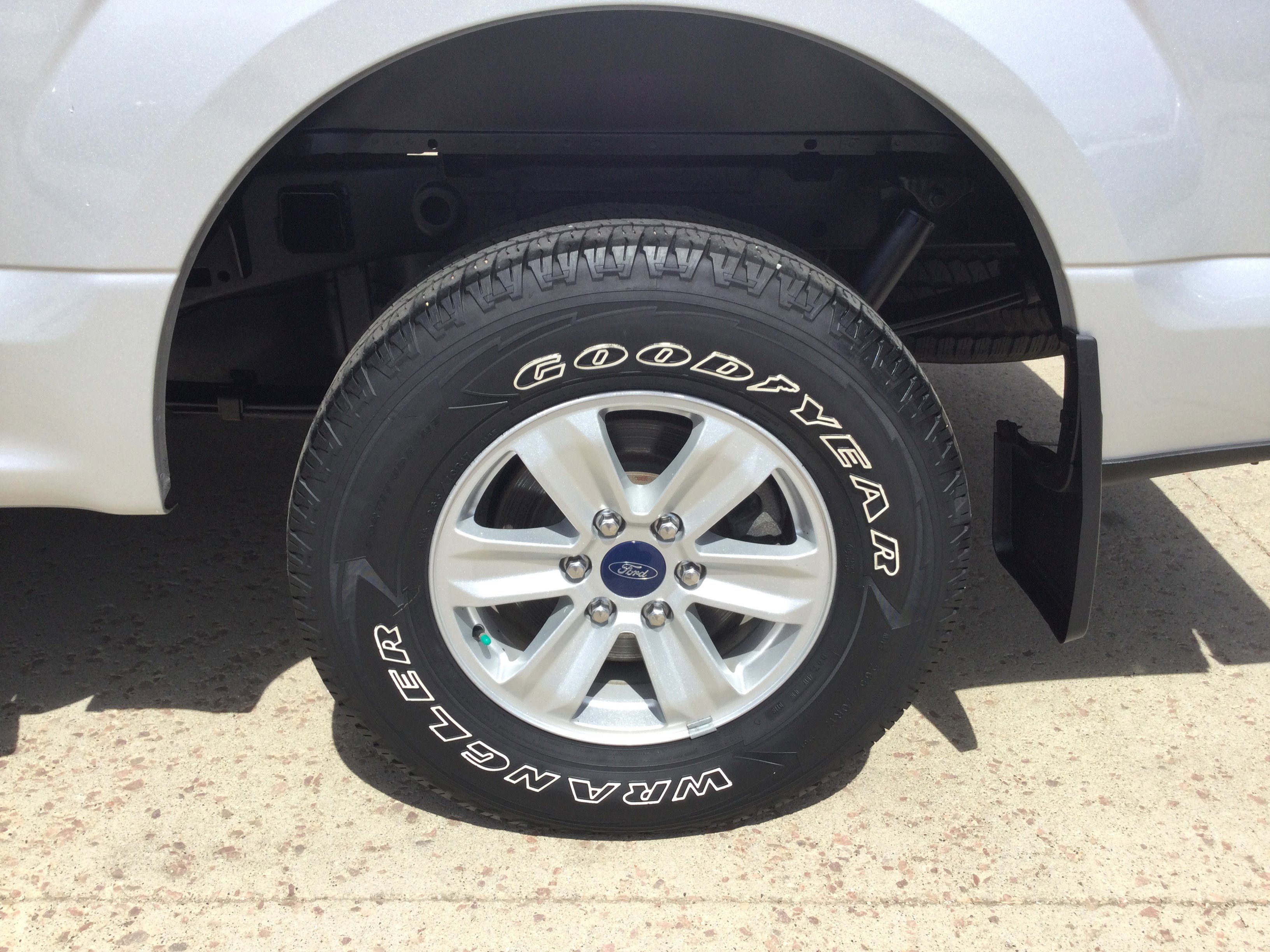 Used 2018 Ford F150 XLT AWD/4WD image 5