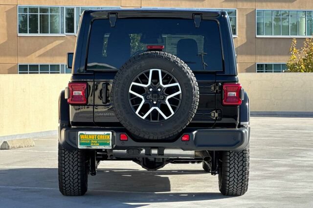 New 2027 Jeep Wrangler Unlimited Sahara AWD/4WD image 5