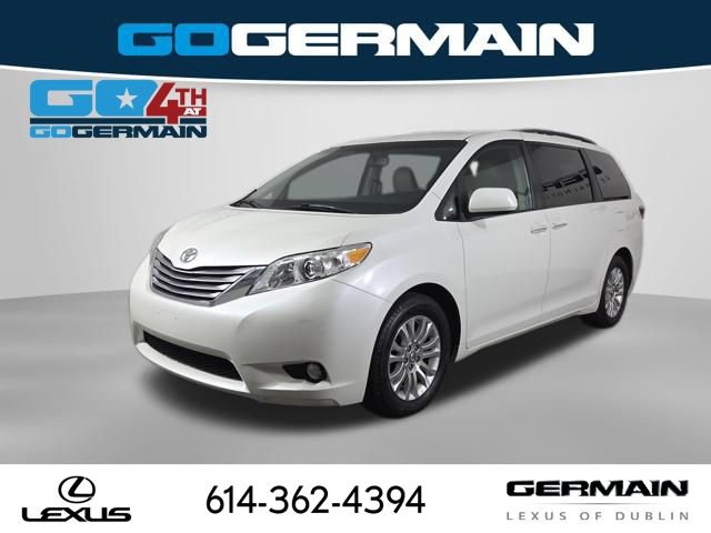 Used 2017 Toyota Sienna XLE w/ XLE Navigation Package