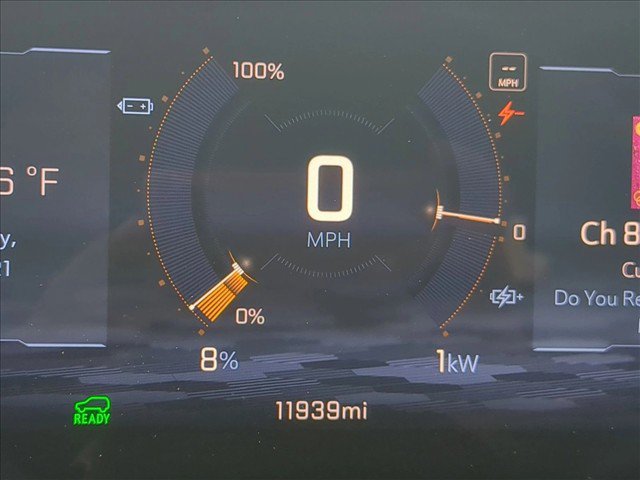 Used 2024 Chevrolet Equinox EV LT w/ LPO, Blackout Package FWD image 11