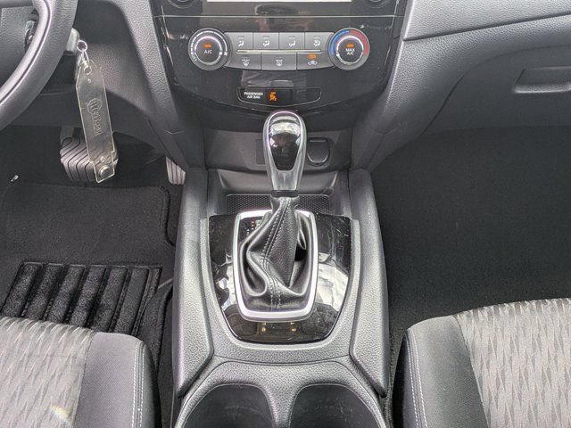 Used 2018 Nissan Rogue S FWD image 18