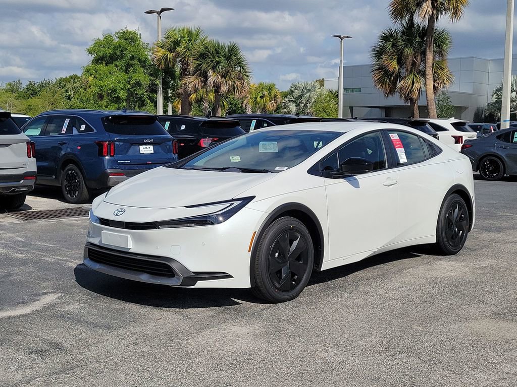 New 2026 Toyota Prius Plug-In Hybrid image 31