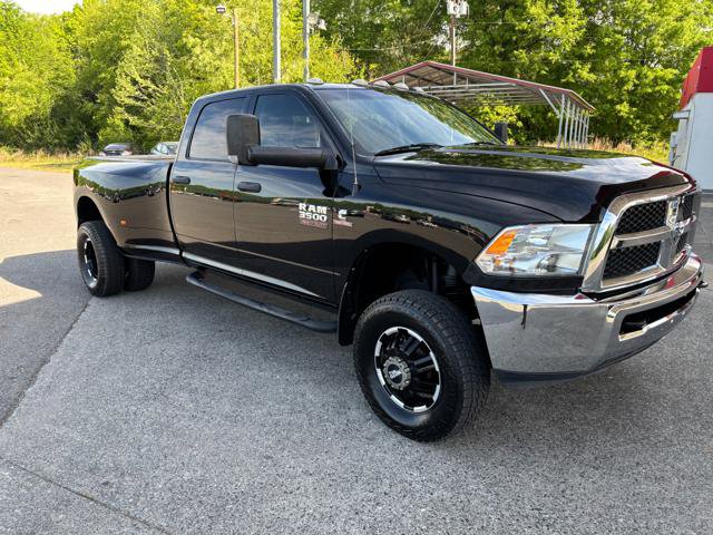 Used 2014 RAM 3500 Tradesman w/ Chrome Appearance Group AWD/4WD image 5