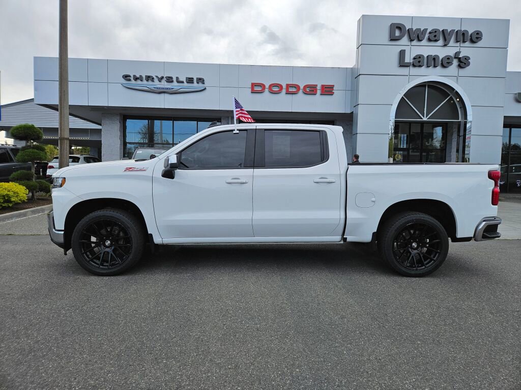 Used 2019 Chevrolet Silverado 1500 LT w/ All-Star Edition AWD/4WD image 2