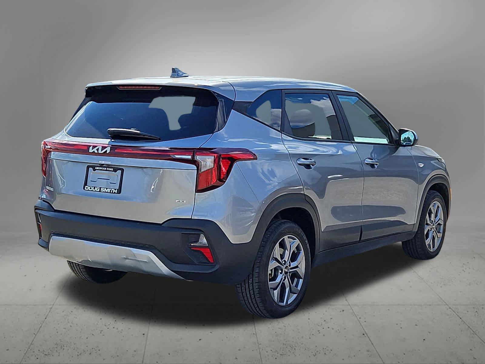 Certified 2024 Kia Seltos LX AWD/4WD image 6