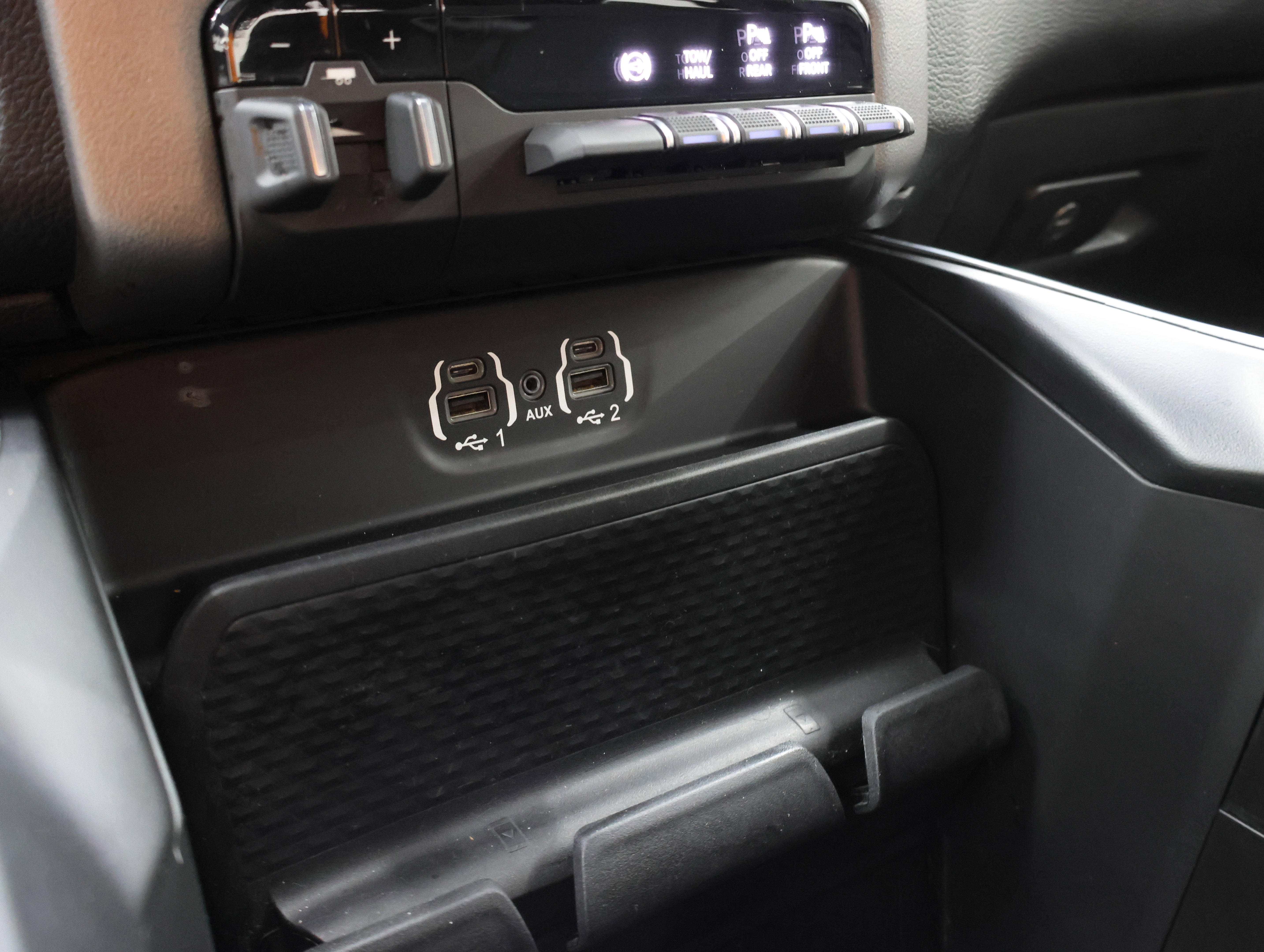 Used 2022 RAM 2500 Big Horn w/ Night Edition AWD/4WD image 44