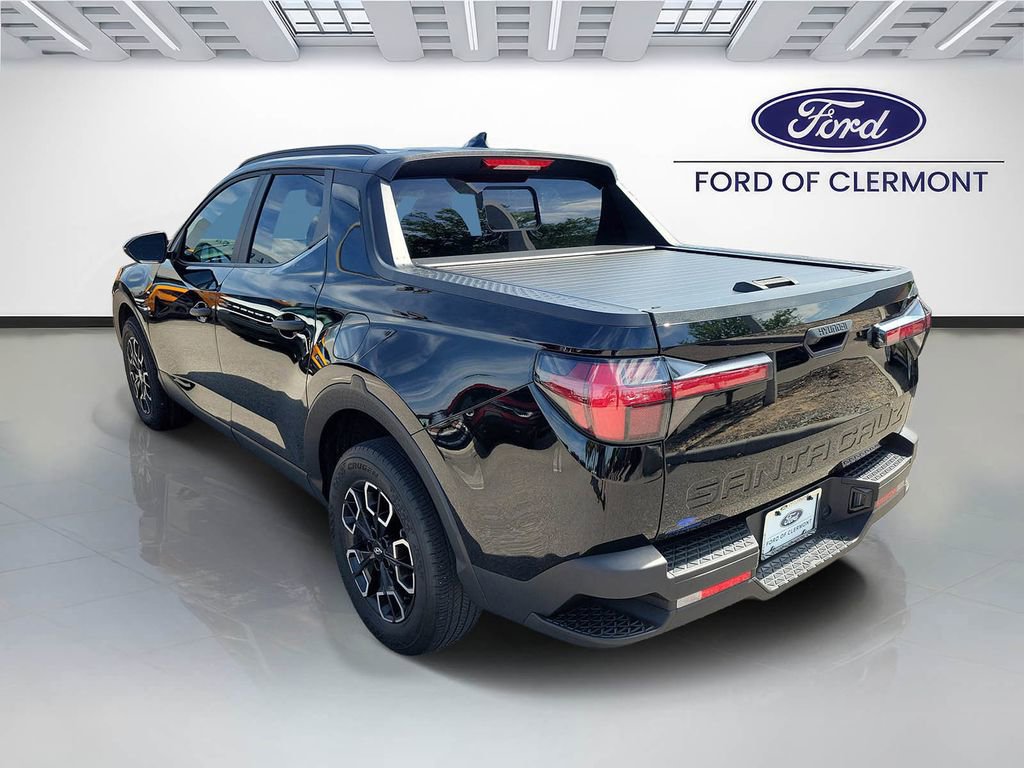 Used 2022 Hyundai Santa Cruz SEL w/ Activity Package FWD image 3