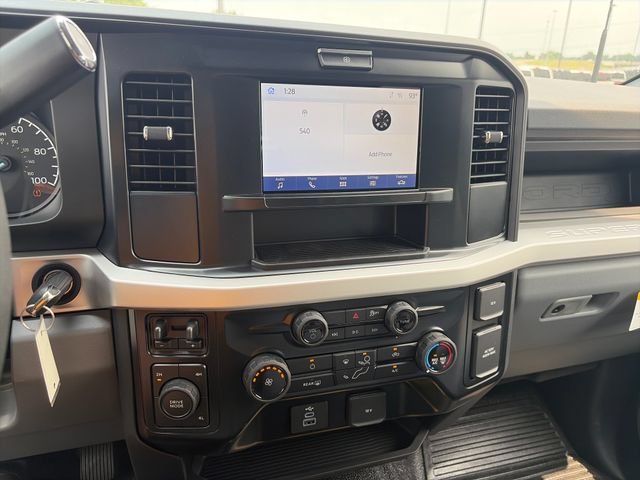 New 2026 Ford F550 4x4 Crew Cab image 18